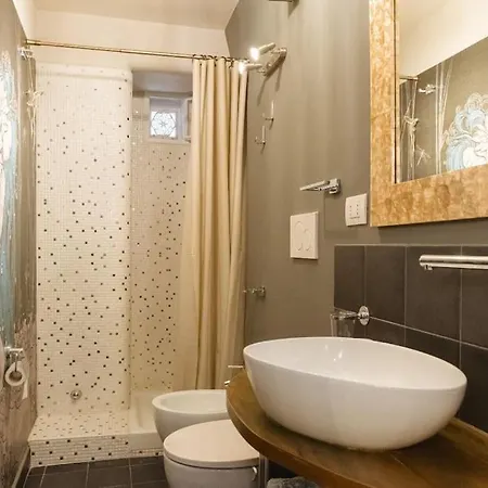 Dimora Cairoli - Elegante Loft Con Cucina Moderna Putignano