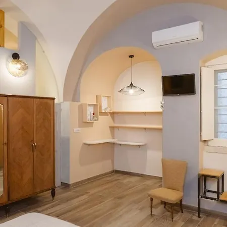 Dimora Cairoli - Elegante Loft Con Cucina Moderna Διαμέρισμα